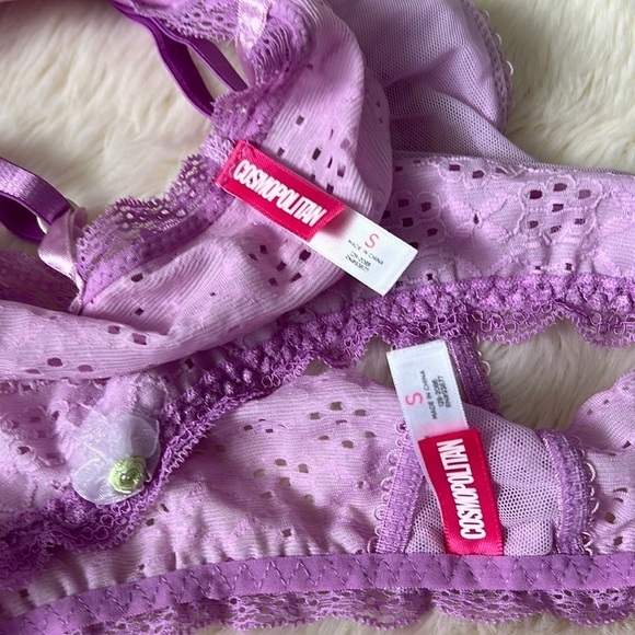 Eyelet Lace Lingerie Set - Picture 3 of 6